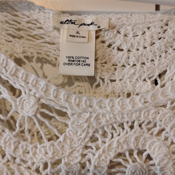 Ultra Pink Women's Ivory Crochet Lace Paisley Sleeveless Tank Top Size XL - Picture 4 of 5